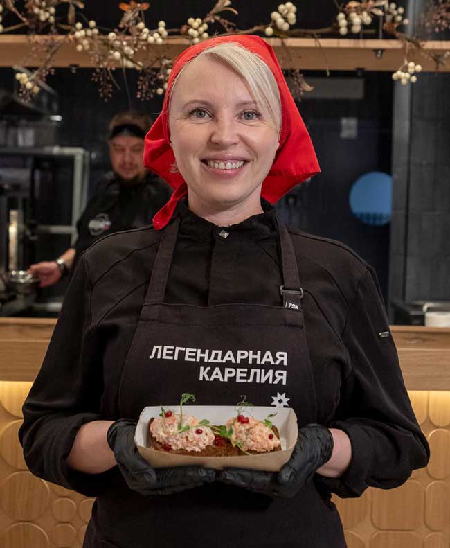 Ольга Белоногова, основательница корнера «В Карелии есть», с карельскими калитками